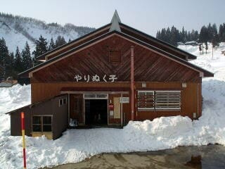 旧真田小学校（十日町・鉢集落）