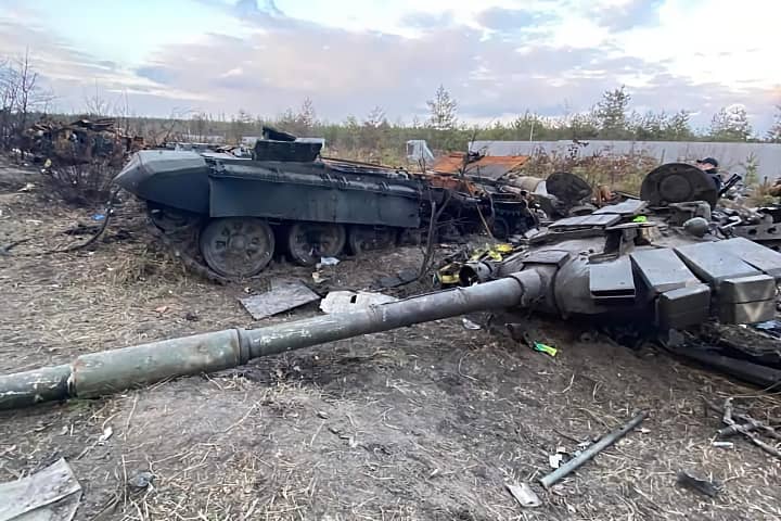 ロシア戦車(T-72)の設計上の欠陥: Jack in the BOX(びっくり ロシア戦車(T-72)の設計上の欠陥: Jack in the BOX(びっくり