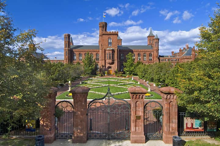 Smithsonian Castle