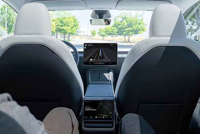 Robotaxi-is-Coming-Desktop